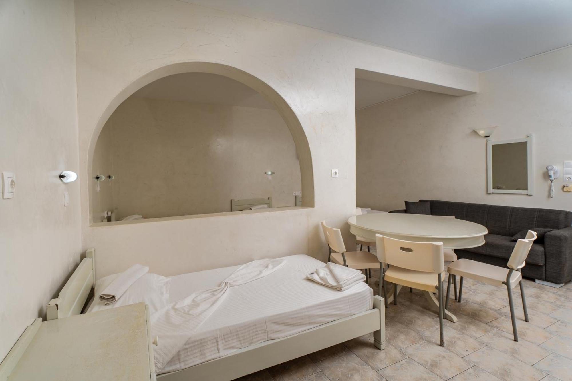 Sunrise Hotel Íosz Kültér fotó